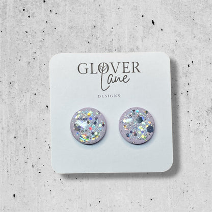 Holographic studs