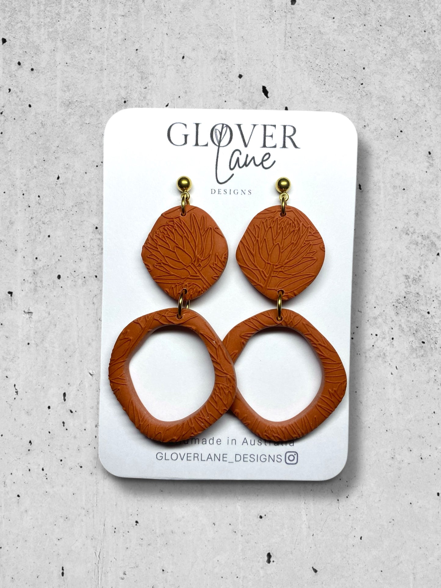 Large Organic Dangle