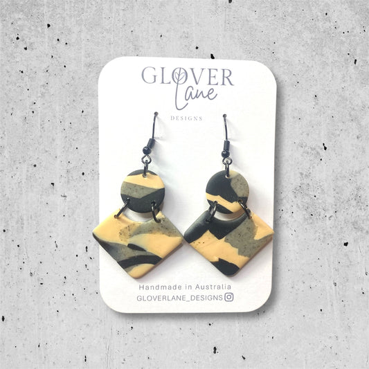 Rosie Marble Dangle - Peach Marble