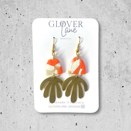Koi Arch Dangle